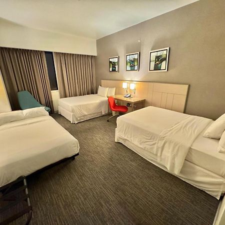 Hotel Bth Rebel Tacna Extérieur photo