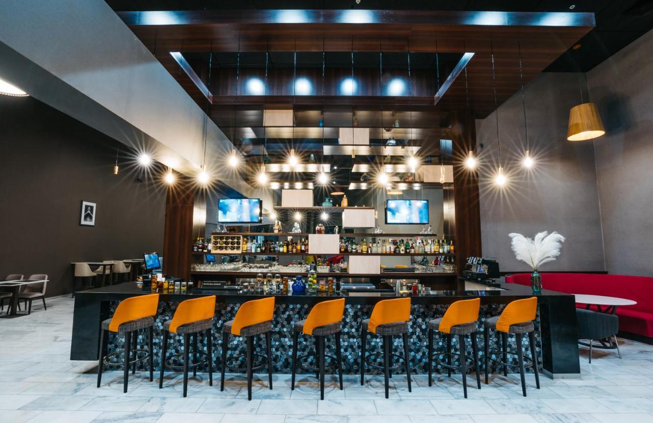 Hotel Bth Rebel Tacna Extérieur photo