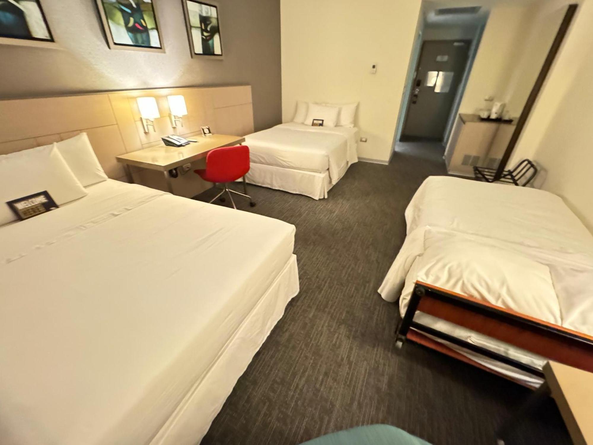 Hotel Bth Rebel Tacna Extérieur photo